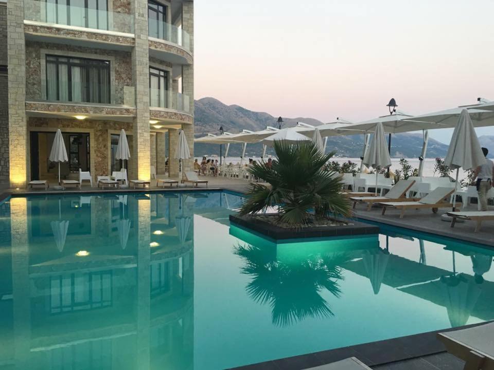 Valta Hotel Qeparo Exterior photo