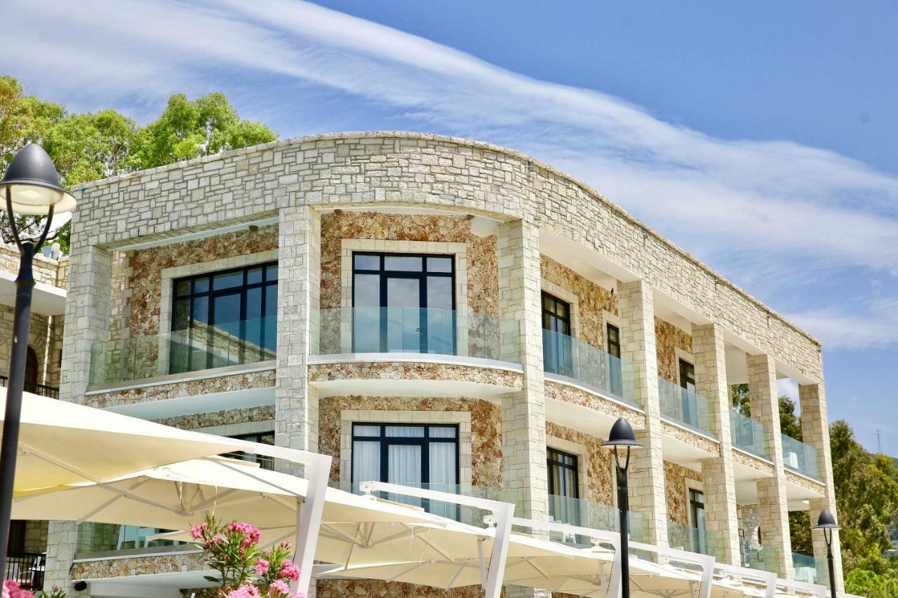 Valta Hotel Qeparo Exterior photo